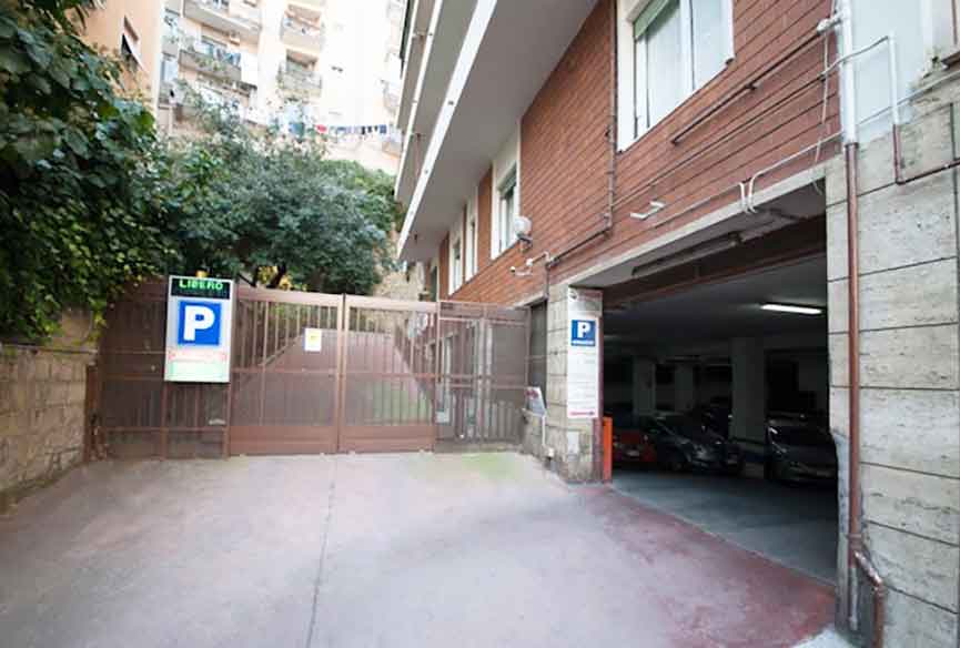 Parcheggio Garage Gepark Caciottoli Napoli
